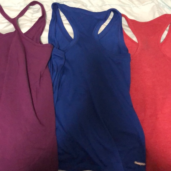 3 workout tank tops - Picture 8 of 8